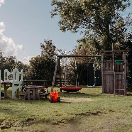 Camping De Tulpenweide Breezand Exterior foto
